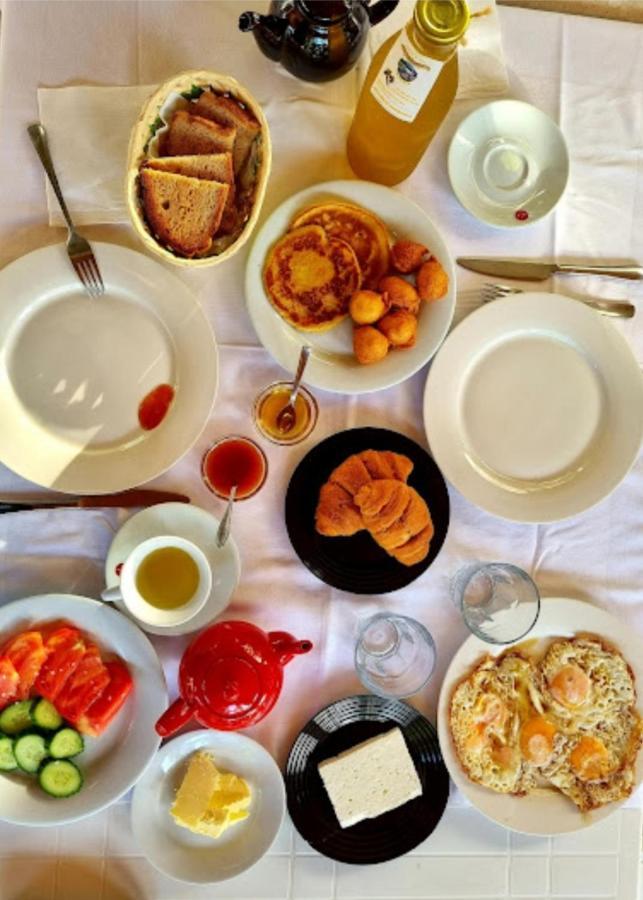 Guesthouse Lord Byron テペレナ エクステリア 写真