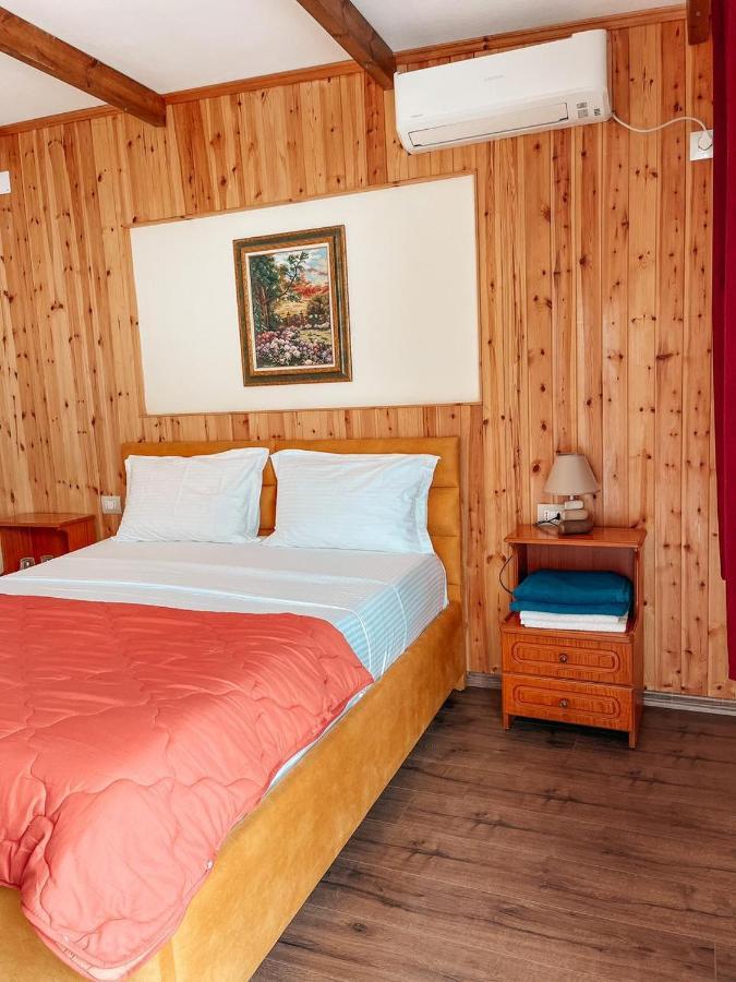 Guesthouse Lord Byron テペレナ エクステリア 写真