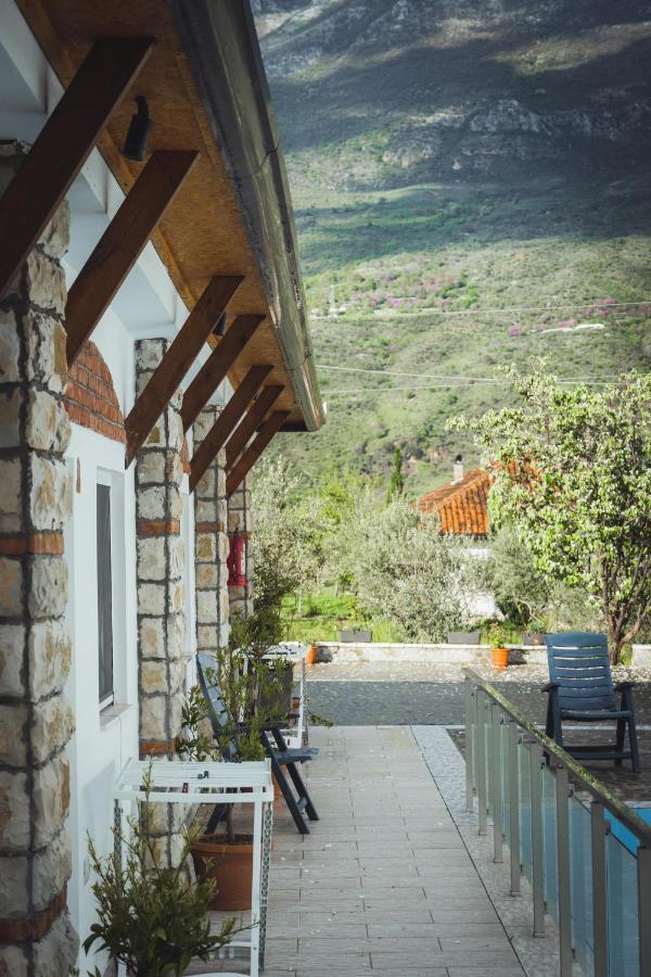 Guesthouse Lord Byron テペレナ エクステリア 写真
